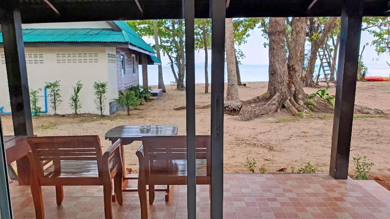 Koh Jum Delight Beach image