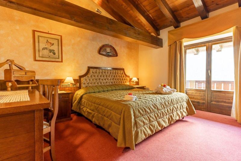 Hotel Des Alpes image