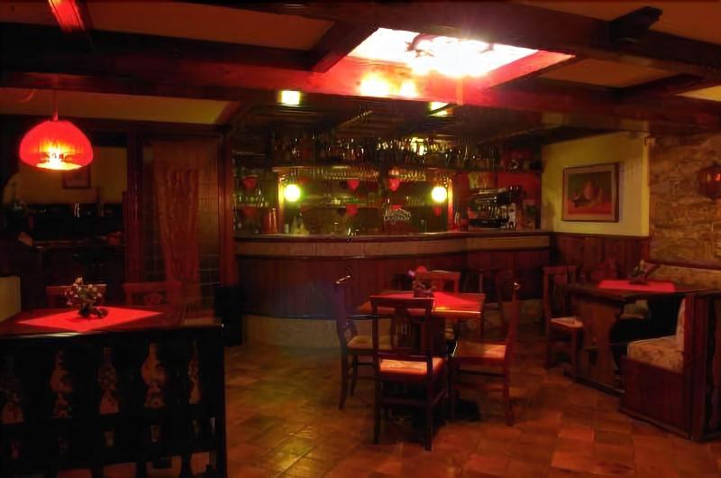 Hotel Des Alpes image