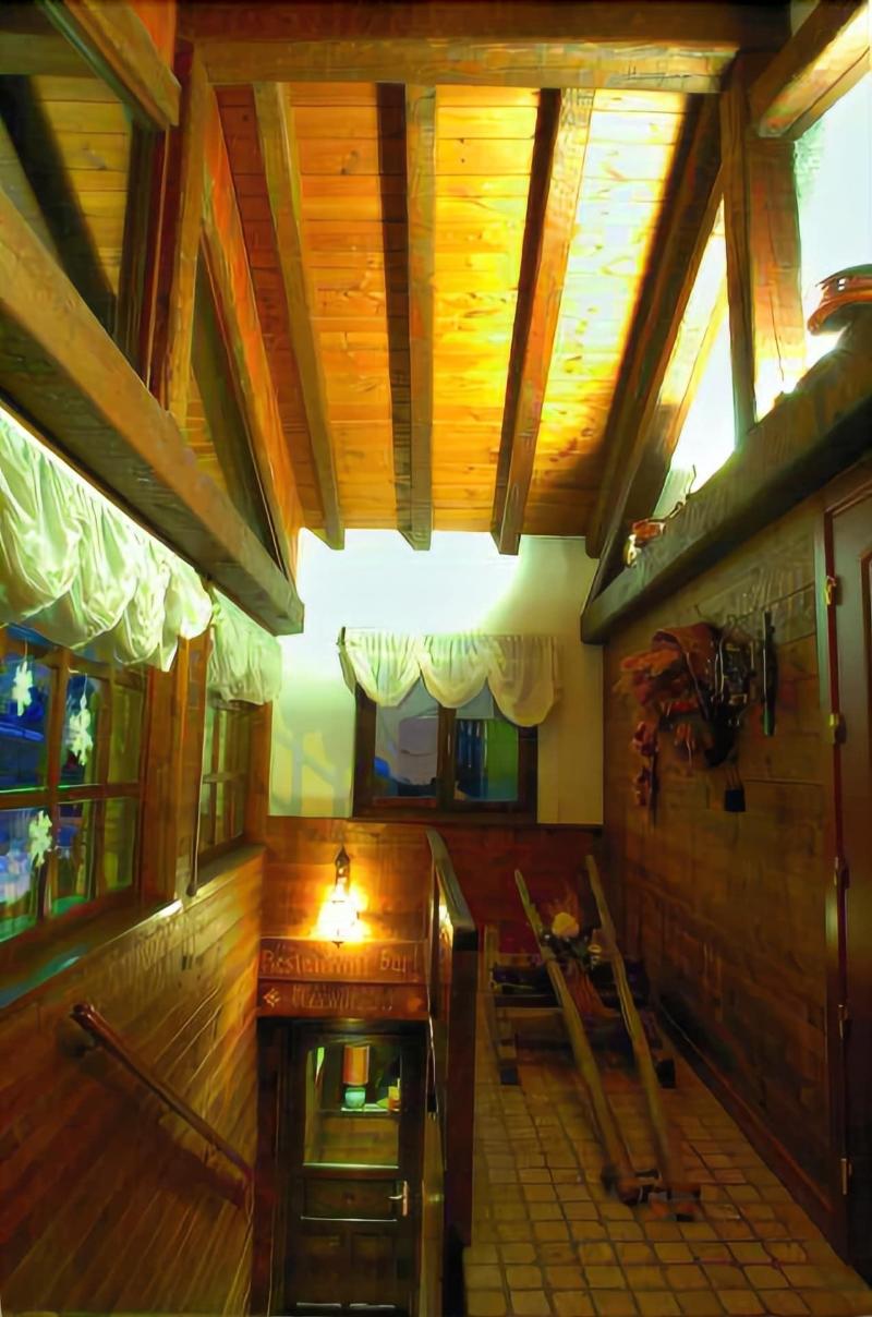 Hotel Des Alpes image