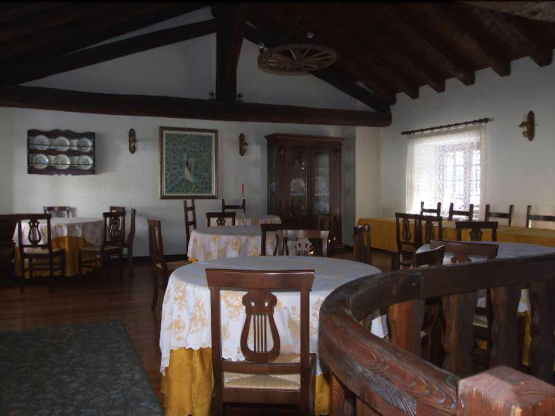 Hotel Des Alpes image