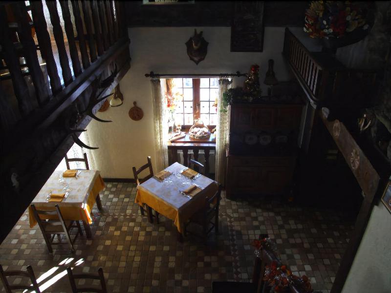 Hotel Des Alpes image