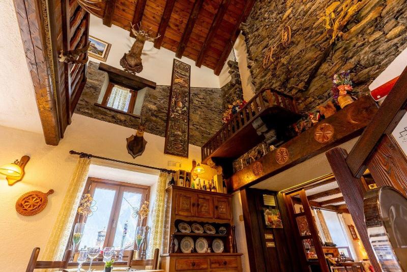 Hotel Des Alpes image
