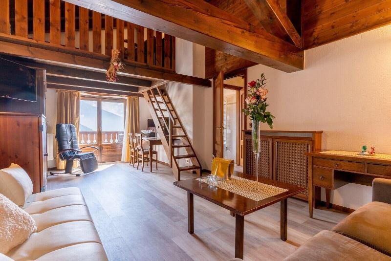 Hotel Des Alpes image