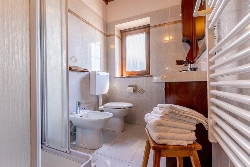 Hotel Des Alpes image
