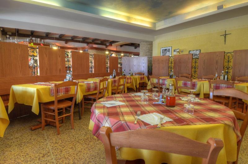 Albergo Ristorante Alle Crosere image