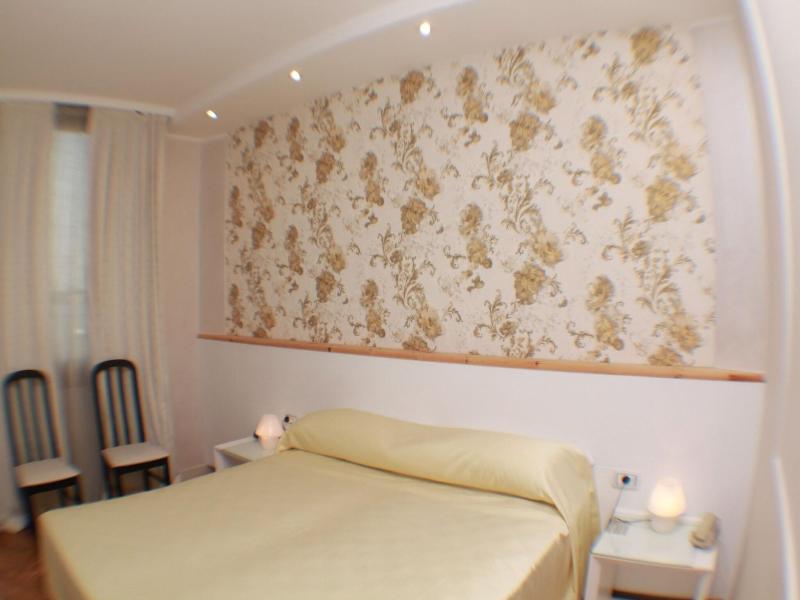 Hotel Posta 77 image