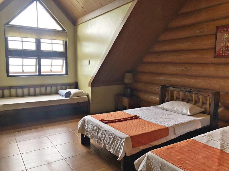 Campuestohan Highland Resort image