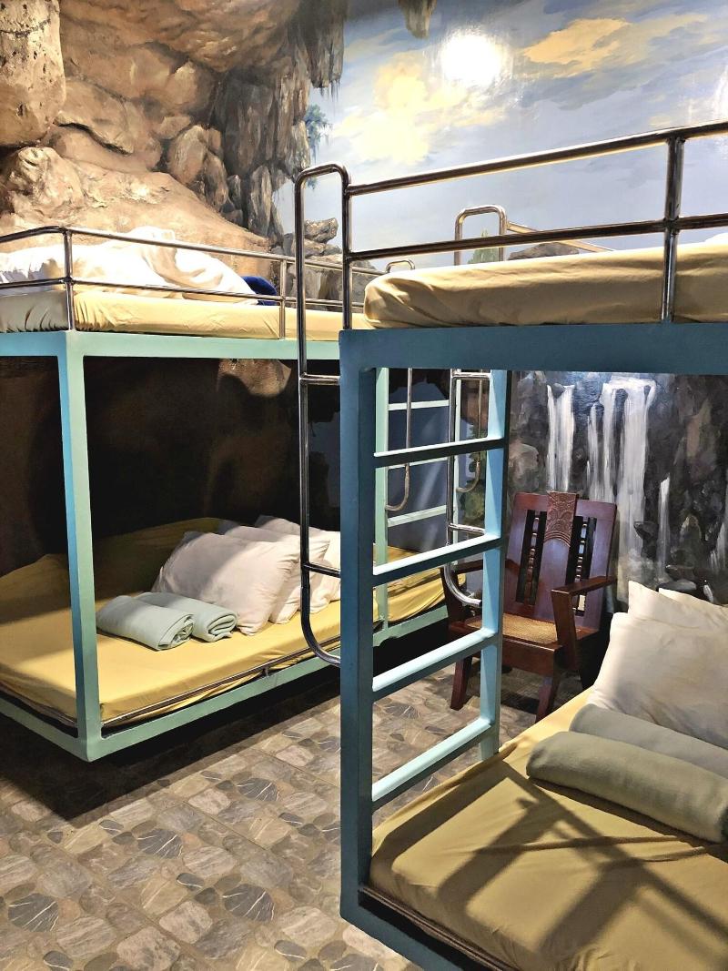 Campuestohan Highland Resort image