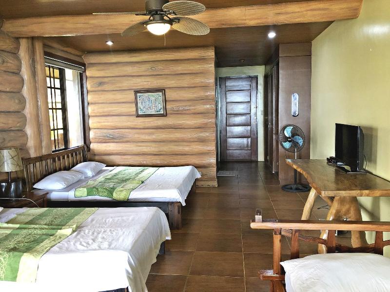 Campuestohan Highland Resort image