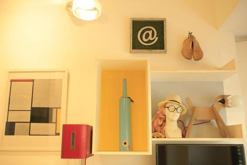Hotel Monde image