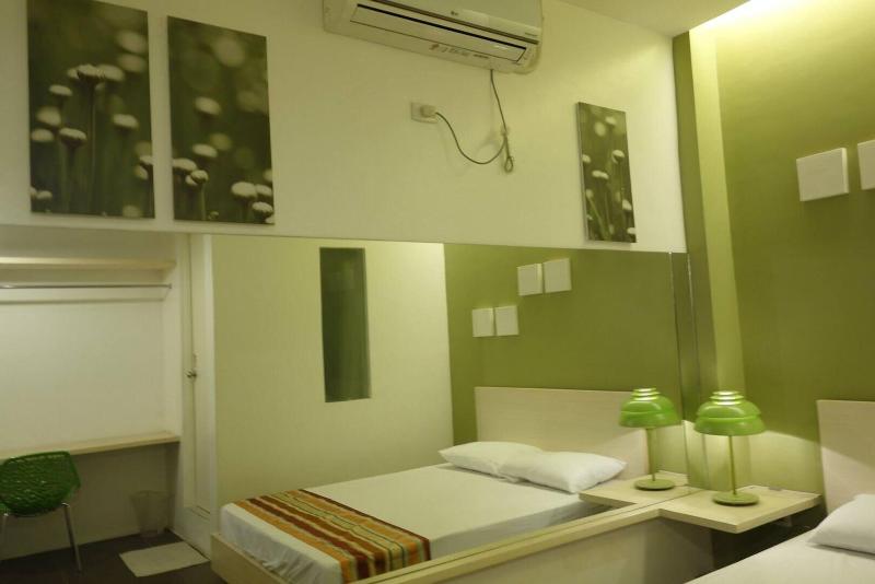 Hotel Monde image