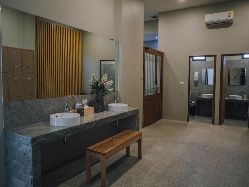 Serenity Hotel Spa & Onsen image