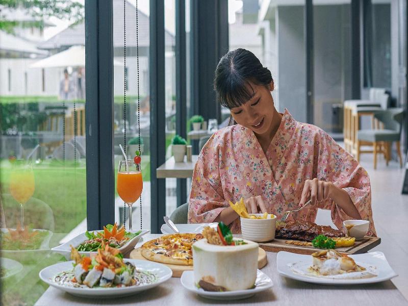 Serenity Hotel Spa & Onsen image