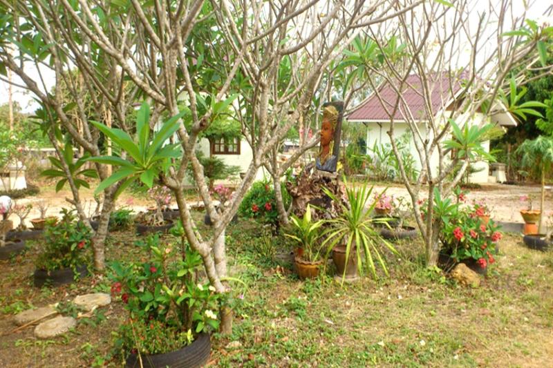 Suan Lamyai Resort image
