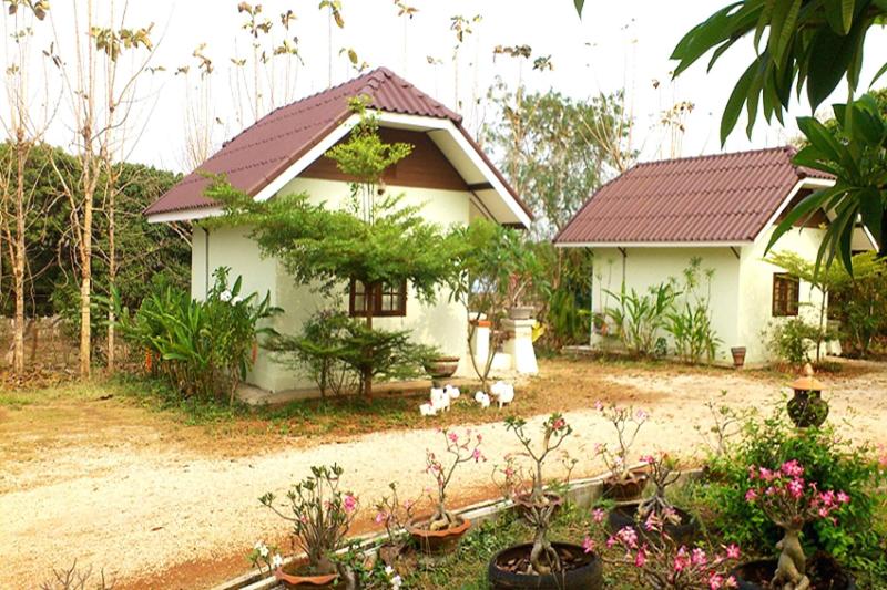 Suan Lamyai Resort image