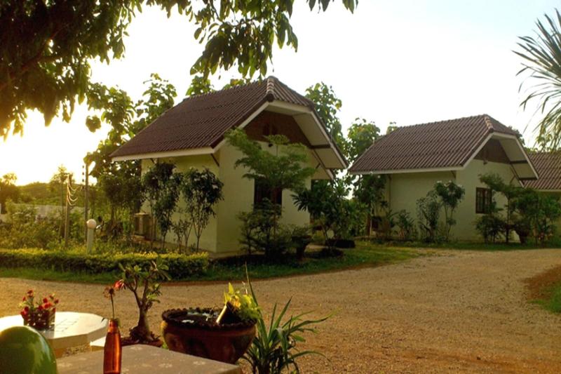 Suan Lamyai Resort image