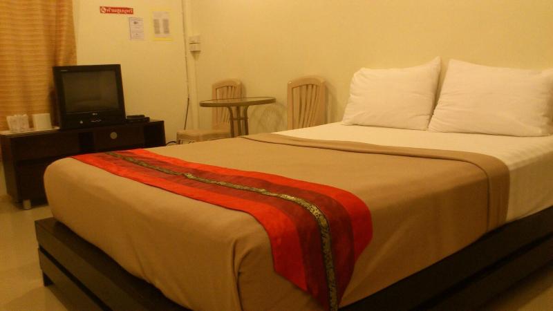 Suan Lamyai Resort image