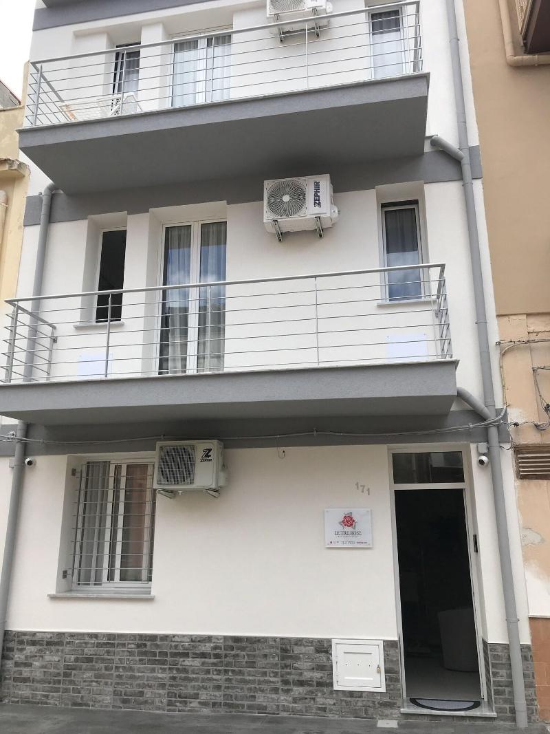 Le Tre Rose image