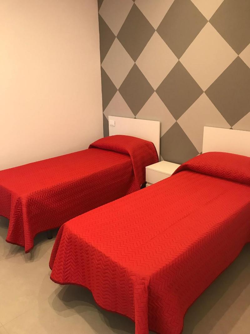 Le Tre Rose image