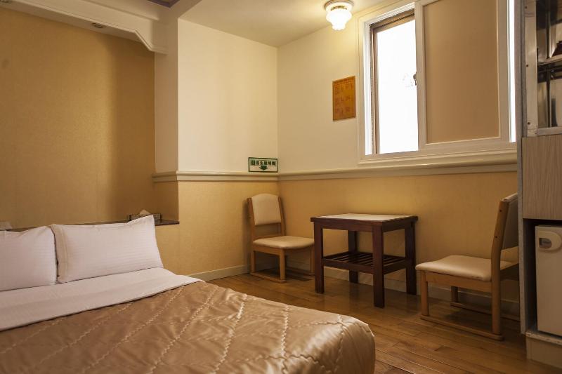 Good Hotel image