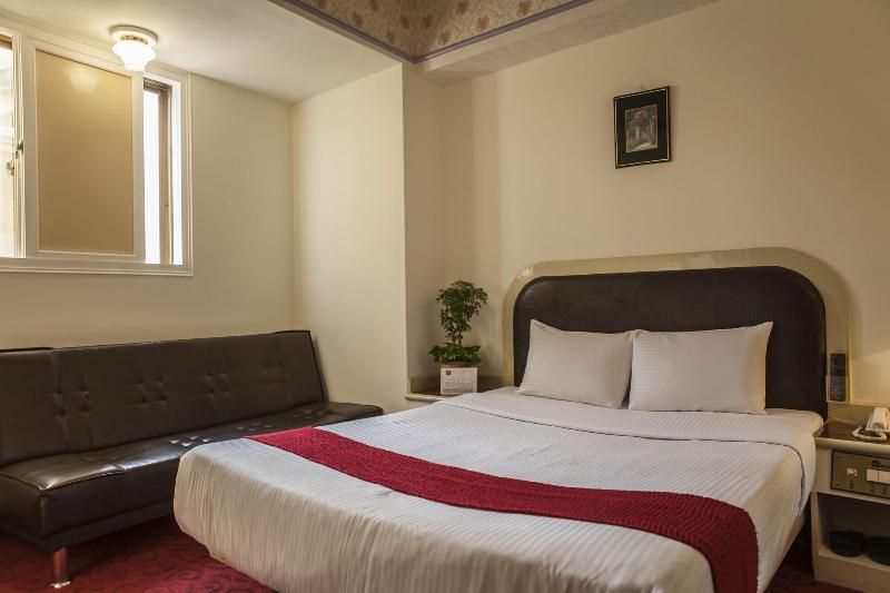Good Hotel image