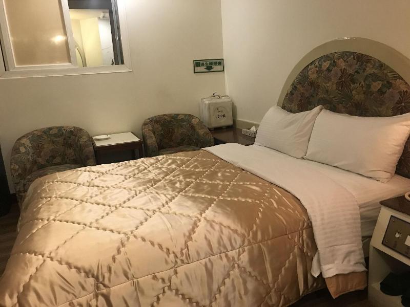 Good Hotel image