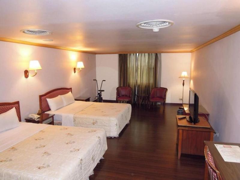San Ho Business Hotel image