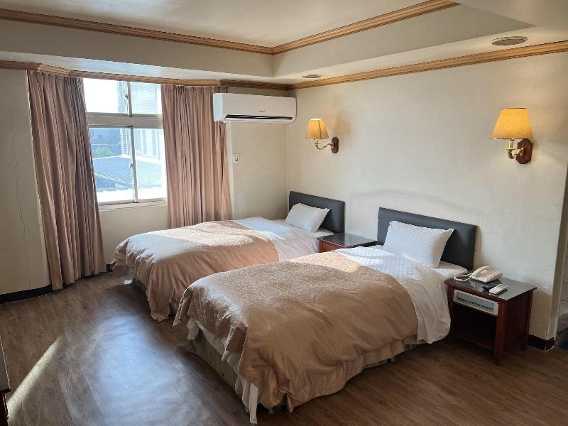 San Ho Business Hotel image