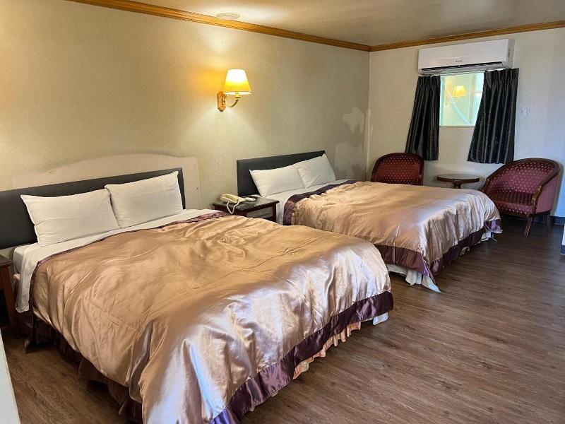 San Ho Business Hotel image