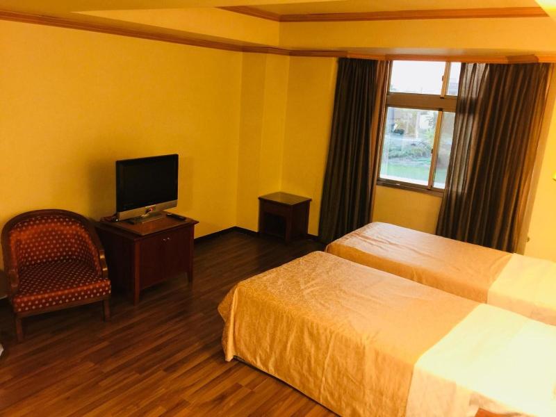San Ho Business Hotel image