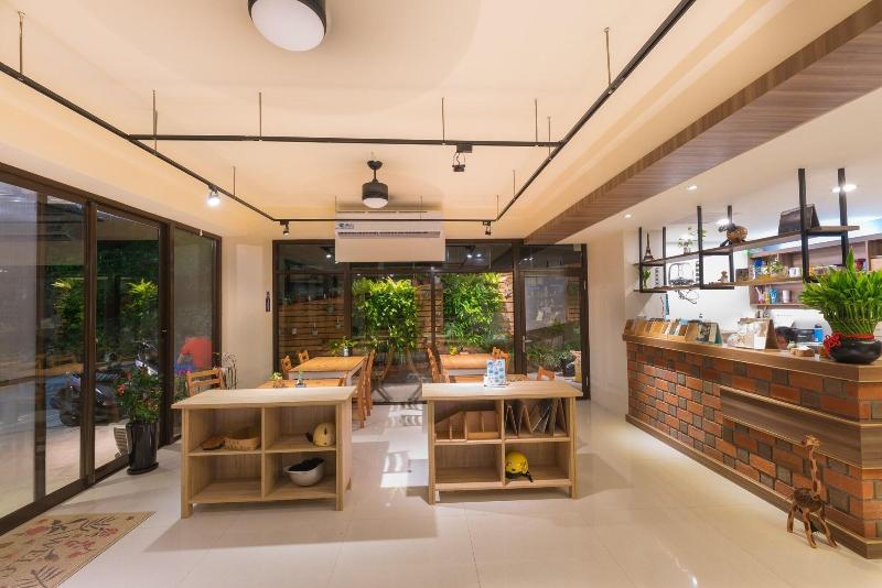 Mayu Hotel image