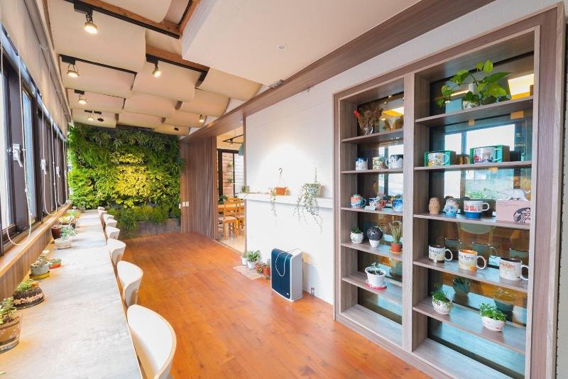 Mayu Hotel image