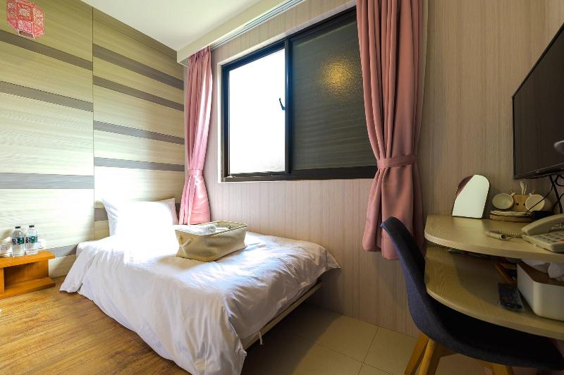 Mayu Hotel image