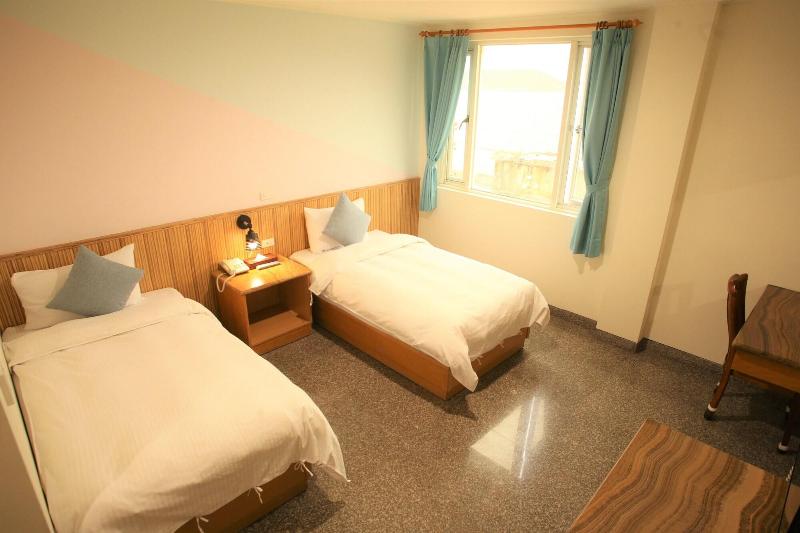 Holiday Hotel image