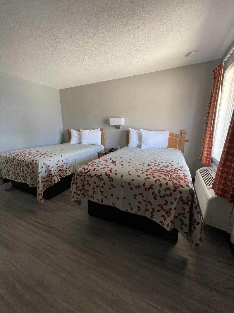Ridge Motel image 6