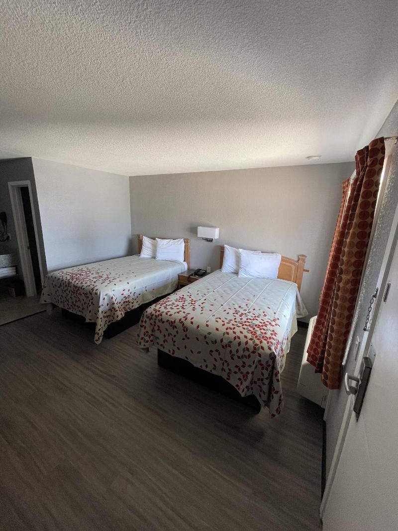 Ridge Motel image 5