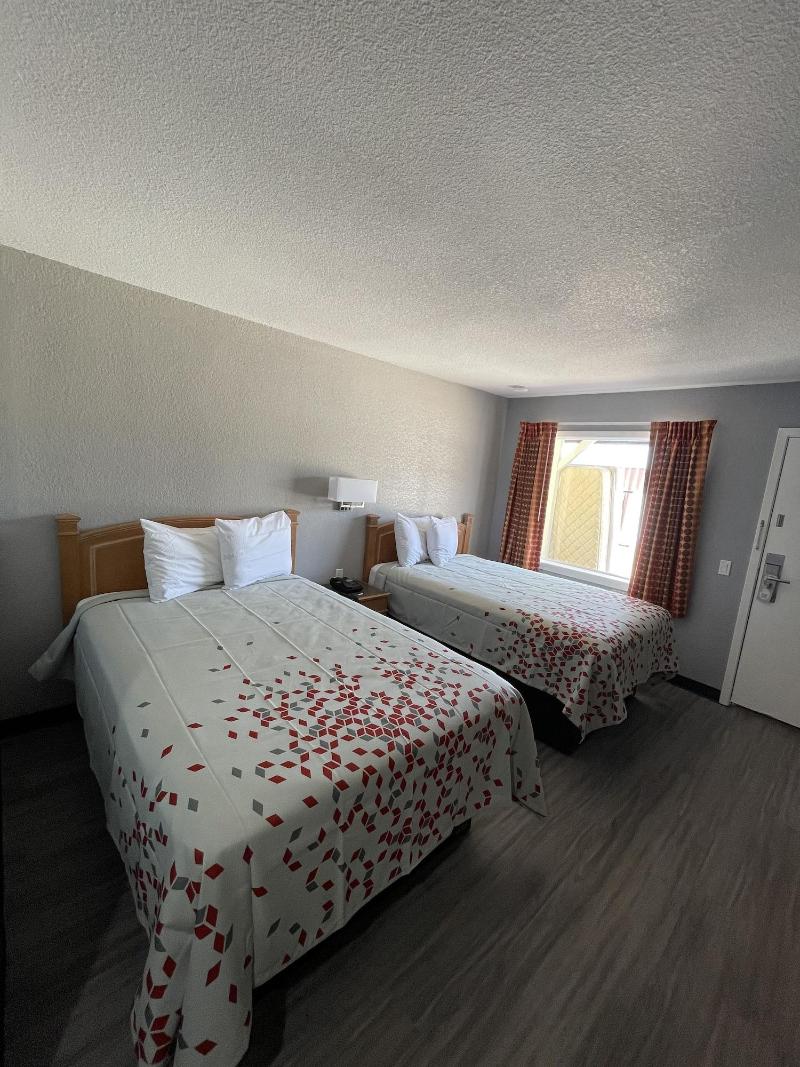 Ridge Motel image 4