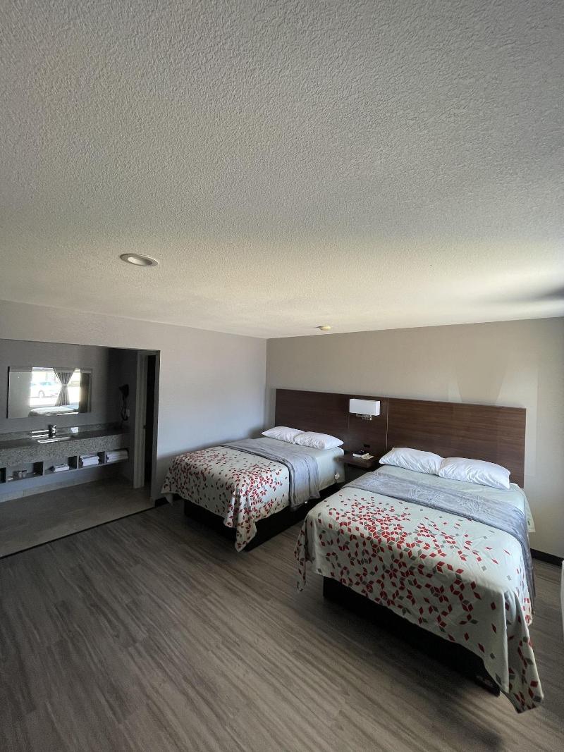 Ridge Motel image