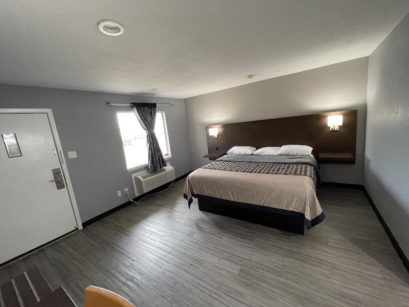Ridge Motel image