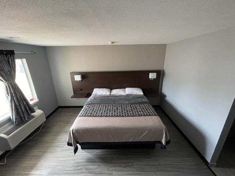 Ridge Motel image