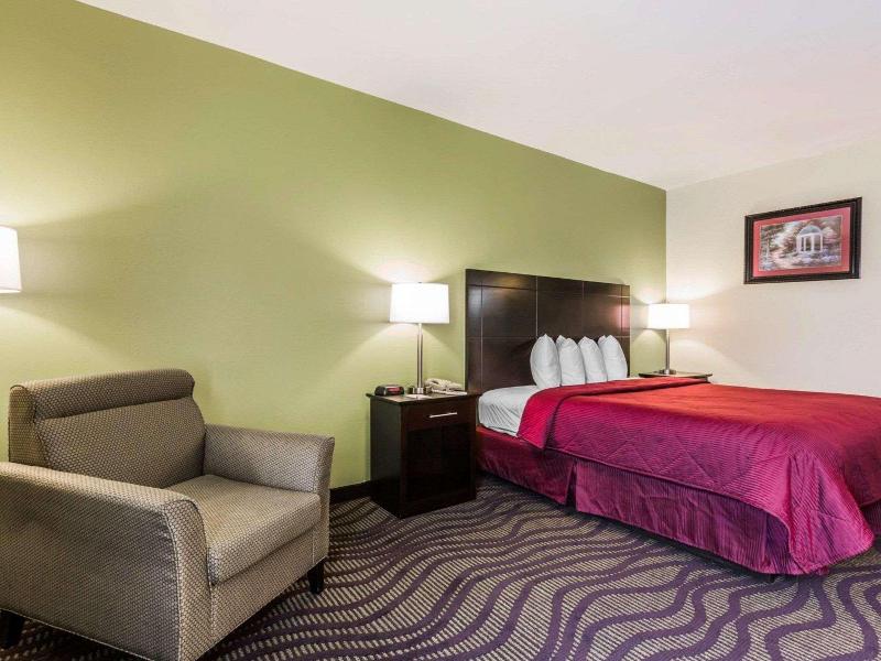 Quality Inn & Suites North Montgomery image
