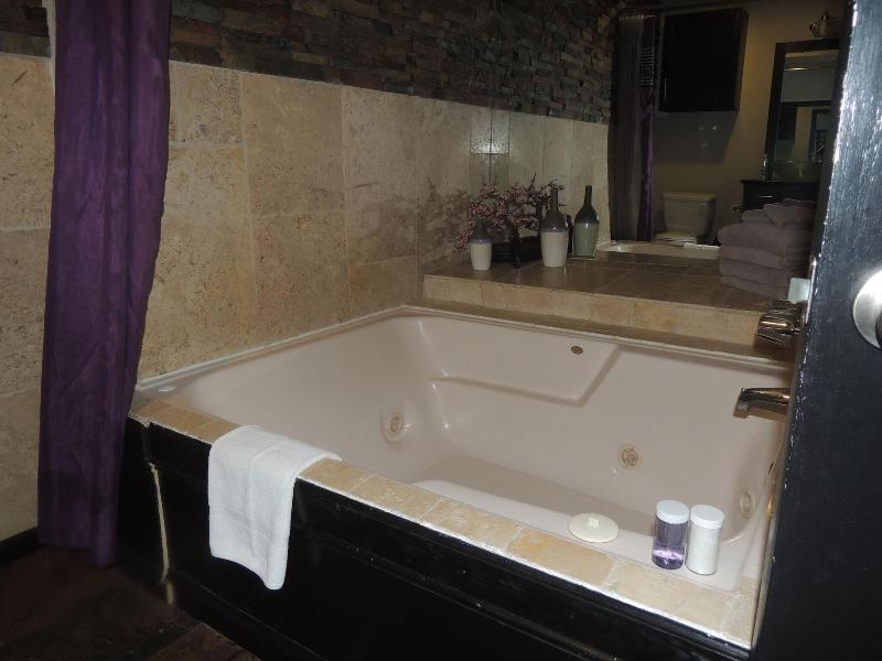 The Whispering Pines Inn Bed & Breakfast image