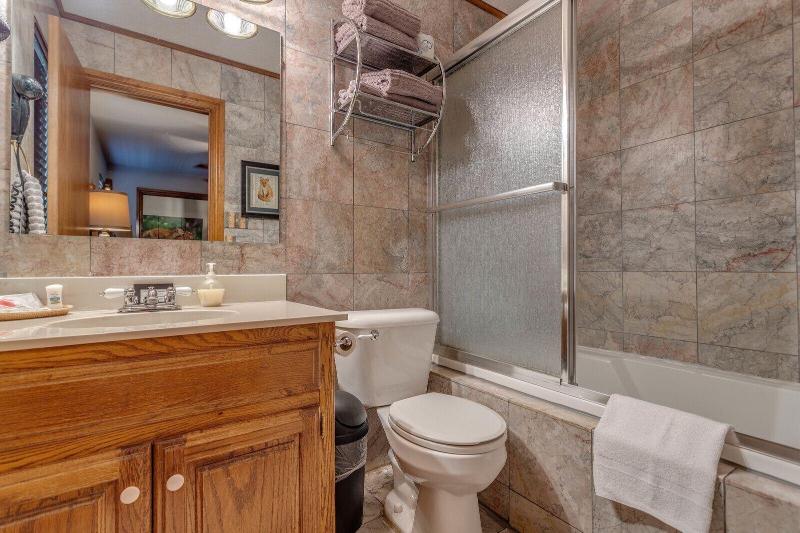 The Whispering Pines Inn Bed & Breakfast image
