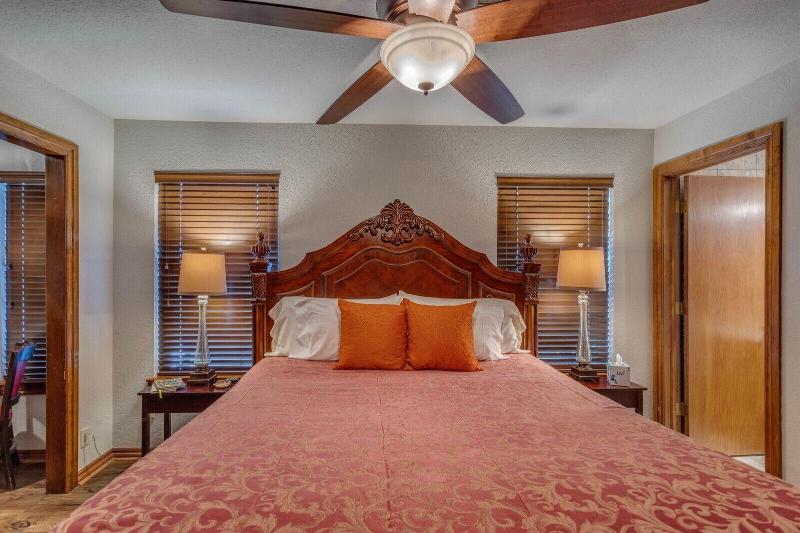 The Whispering Pines Inn Bed & Breakfast image