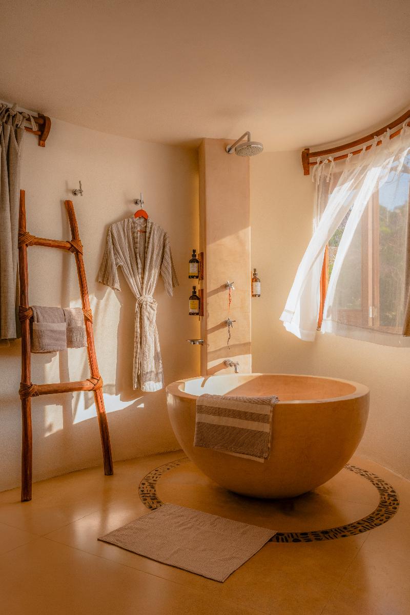 ZOA Hotel image