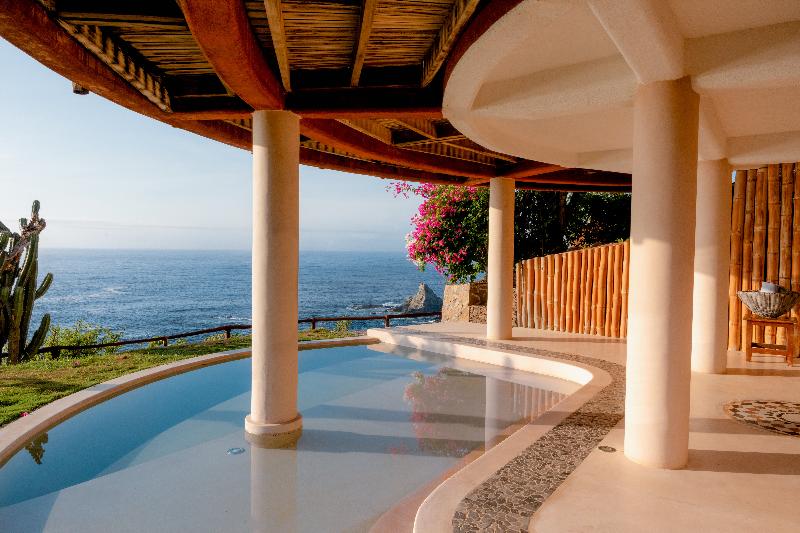 ZOA Hotel image
