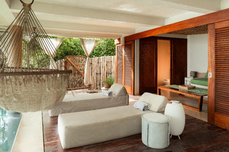ZOA Hotel image