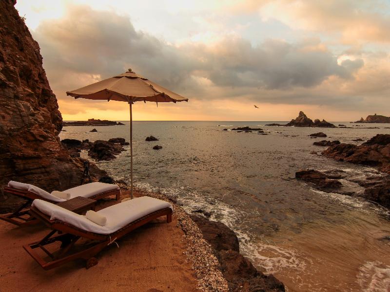 ZOA Hotel image