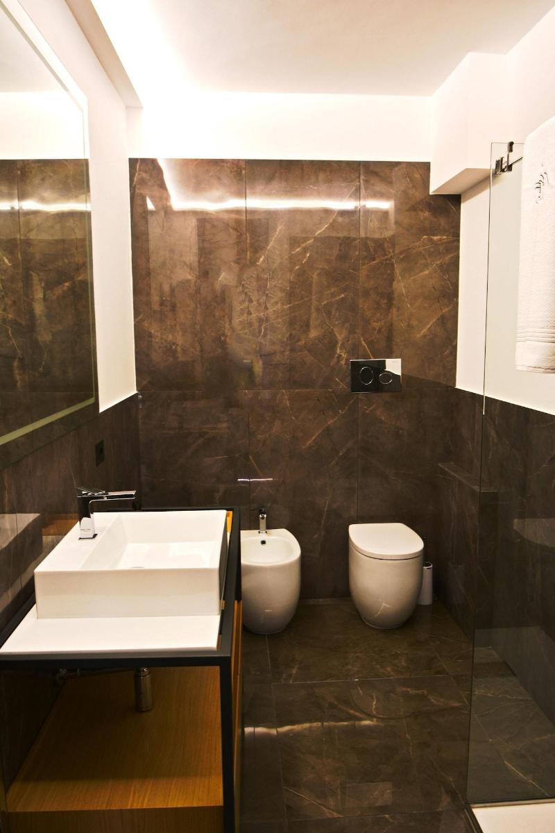 Upper Rooms image